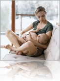 Кормящие матери и малыши, кормление грудью в любых местах, фото-инструкция по правильному прикладыванию, 